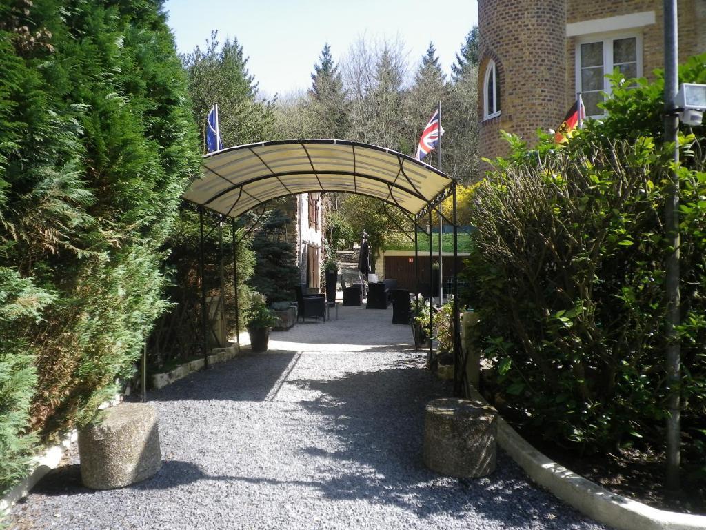Hotel Ermitage Du Moulin Labotte Haybes Exterior photo