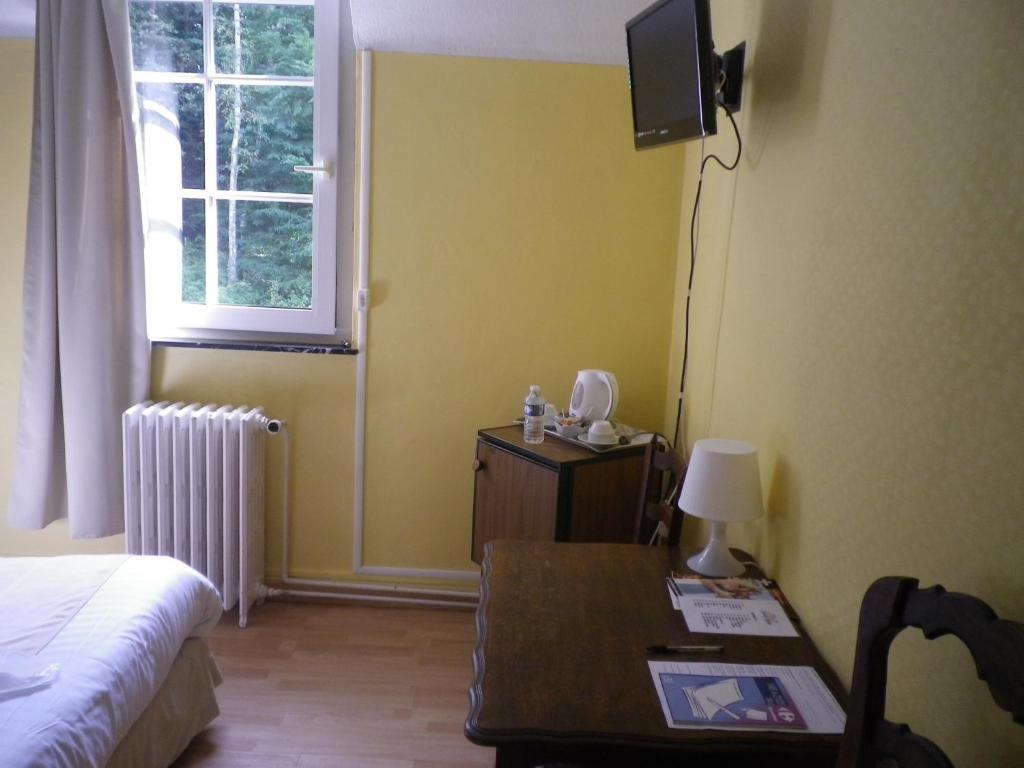Hotel Ermitage Du Moulin Labotte Haybes Room photo